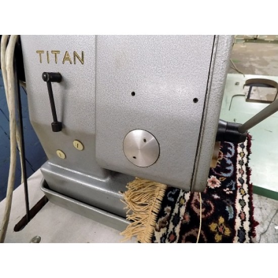 Titan DK2200